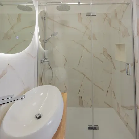 招待所 阿森纳住宿旅馆 扎达尔