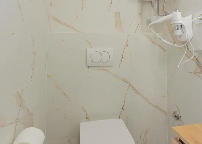 Arsenal Affittacamere Zara